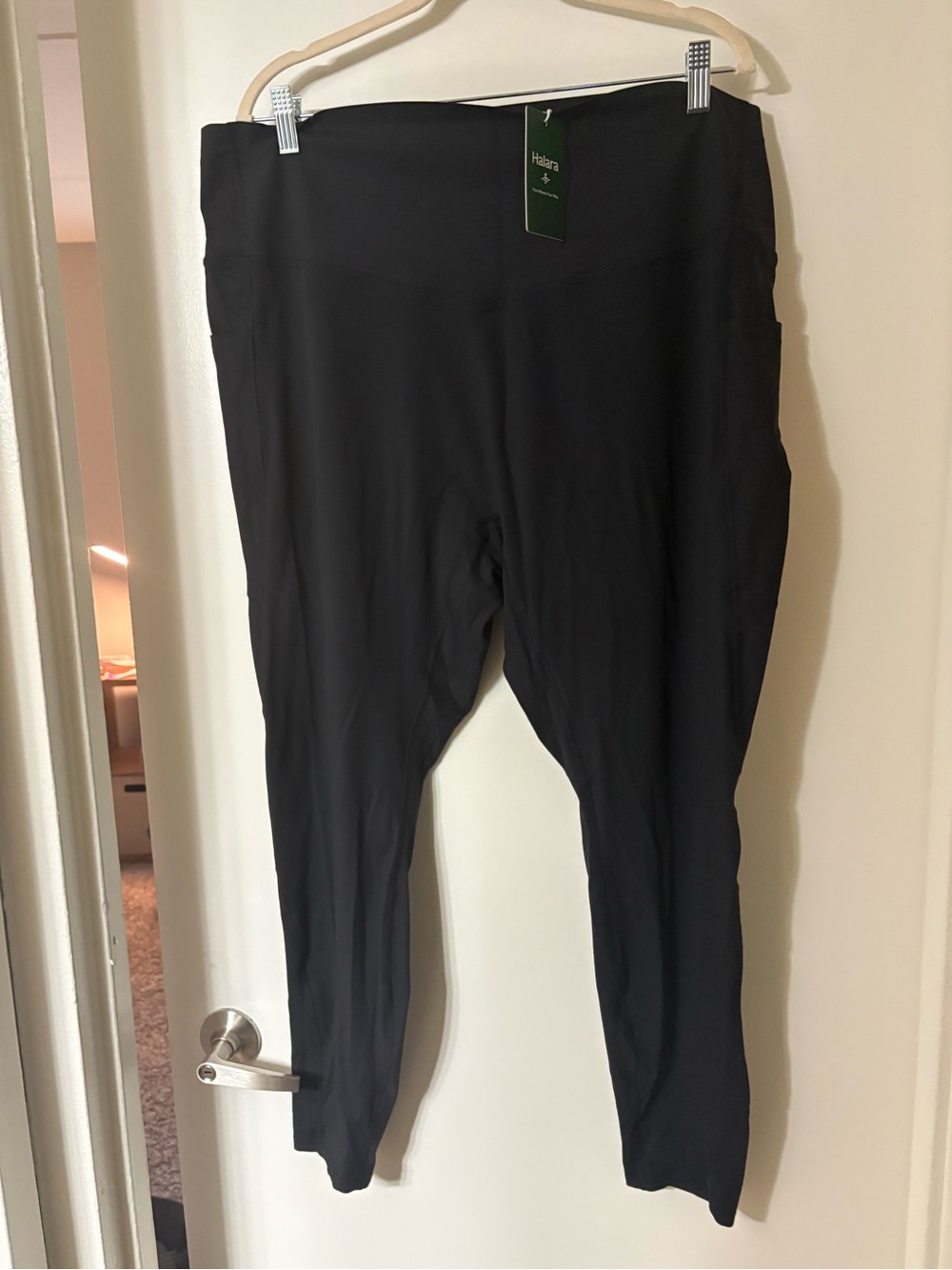 NWT Halara 3X UltraSculpt High Waisted Tummy Control Pocket Shaping Leggings
